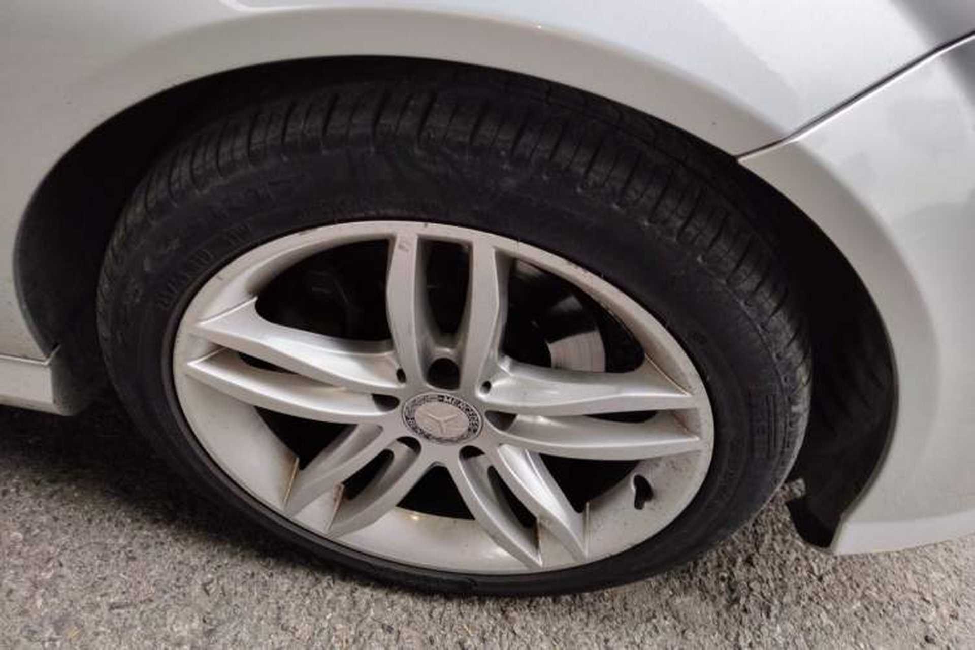 Used Mercedes-Benz C-Class 2013 C 260 CGI Fashion Model Right Front Wheel Hub