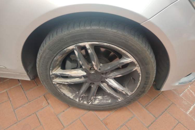 Used Mercedes-Benz C-Class 2013 C 260 CGI Elegant Model Right Front Wheel Hub