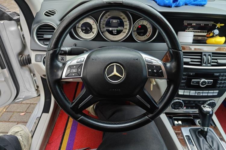 Used Mercedes-Benz C-Class 2013 C 260 CGI Elegant Model Steering Wheel