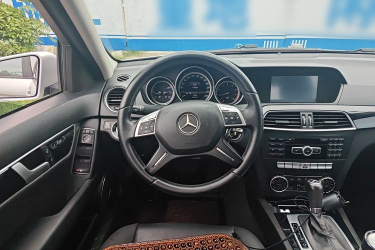Used Mercedes-Benz C-Class 2013 C 180 CGI Classic Steering Wheel