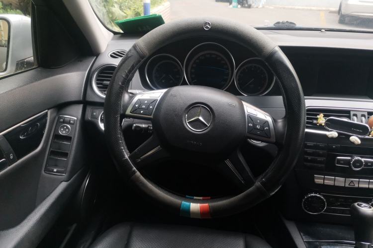 Used Mercedes-Benz C-Class 2013 C 180 CGI Classic Steering Wheel