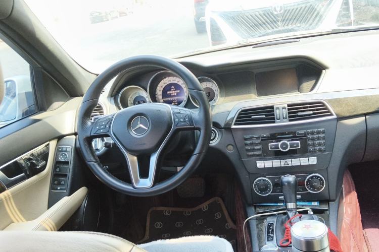 Used Mercedes-Benz C-Class 2013 C 260 CGI Fashion Model Steering Wheel