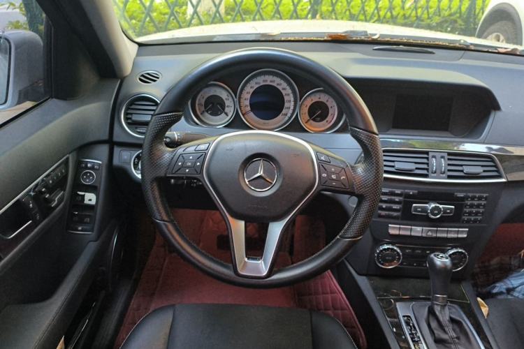 Used Mercedes-Benz C-Class 2013 C 260 Fashion Edition Grand Edition Steering Wheel