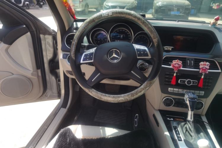 Used Mercedes-Benz C-Class 2013 C 180 CGI Classic Steering Wheel