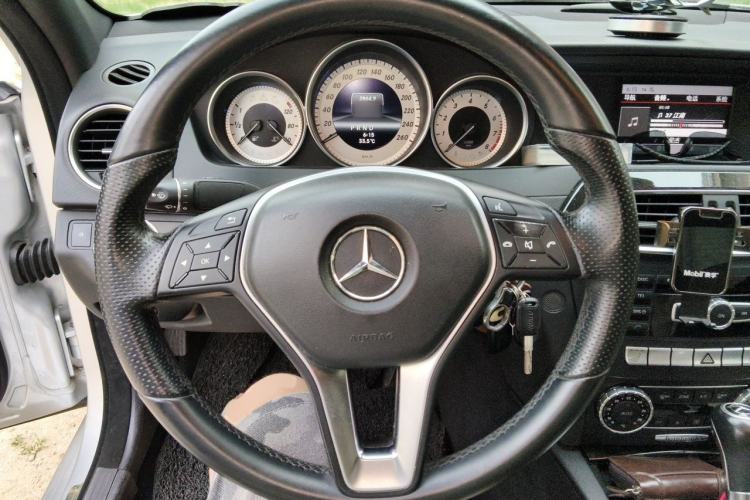 Used Mercedes-Benz C-Class 2013 C 260 CGI Fashion Model Steering Wheel