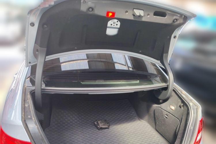 Used Mercedes-Benz C-Class 2013 C 260 CGI Elegant Model Trunk
