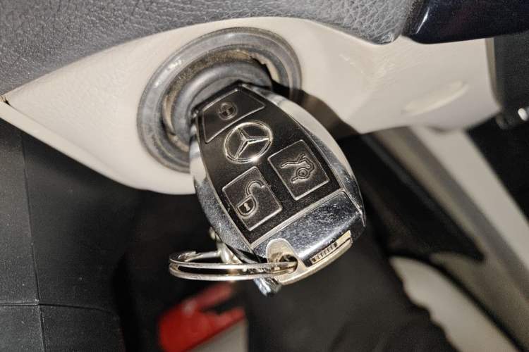 Used Mercedes-Benz C-Class 2013 C 180 CGI Classic Vehicle Key