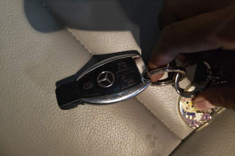 Used Mercedes-Benz C-Class 2013 C 260 Elegant Grand Edition Vehicle Key