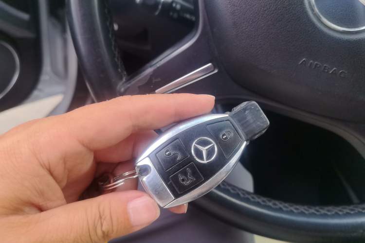 Used Mercedes-Benz C-Class 2013 C 180 CGI Classic Vehicle Key