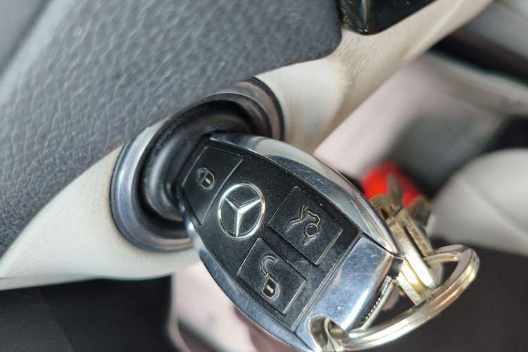 Used Mercedes-Benz C-Class 2013 C 260 CGI Fashion Model Vehicle Key