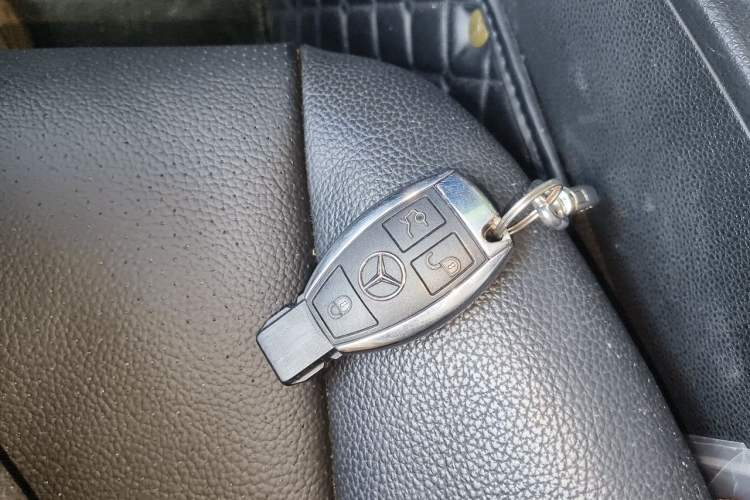 Used Mercedes-Benz C-Class 2013 C 180 CGI Classic Vehicle Key
