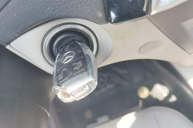 Used Mercedes-Benz C-Class 2013 C 180 Classic Grand Edition Vehicle Key