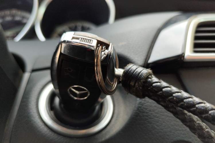 Used Mercedes-Benz C-Class 2013 C 180 Classic Grand Edition Vehicle Key