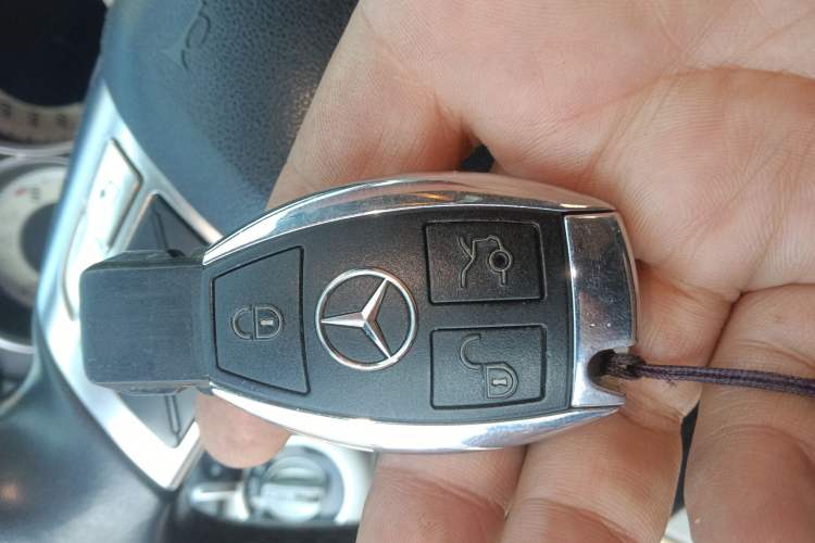 Used Mercedes-Benz C-Class 2013 C 260 CGI Elegant Model Vehicle Key
