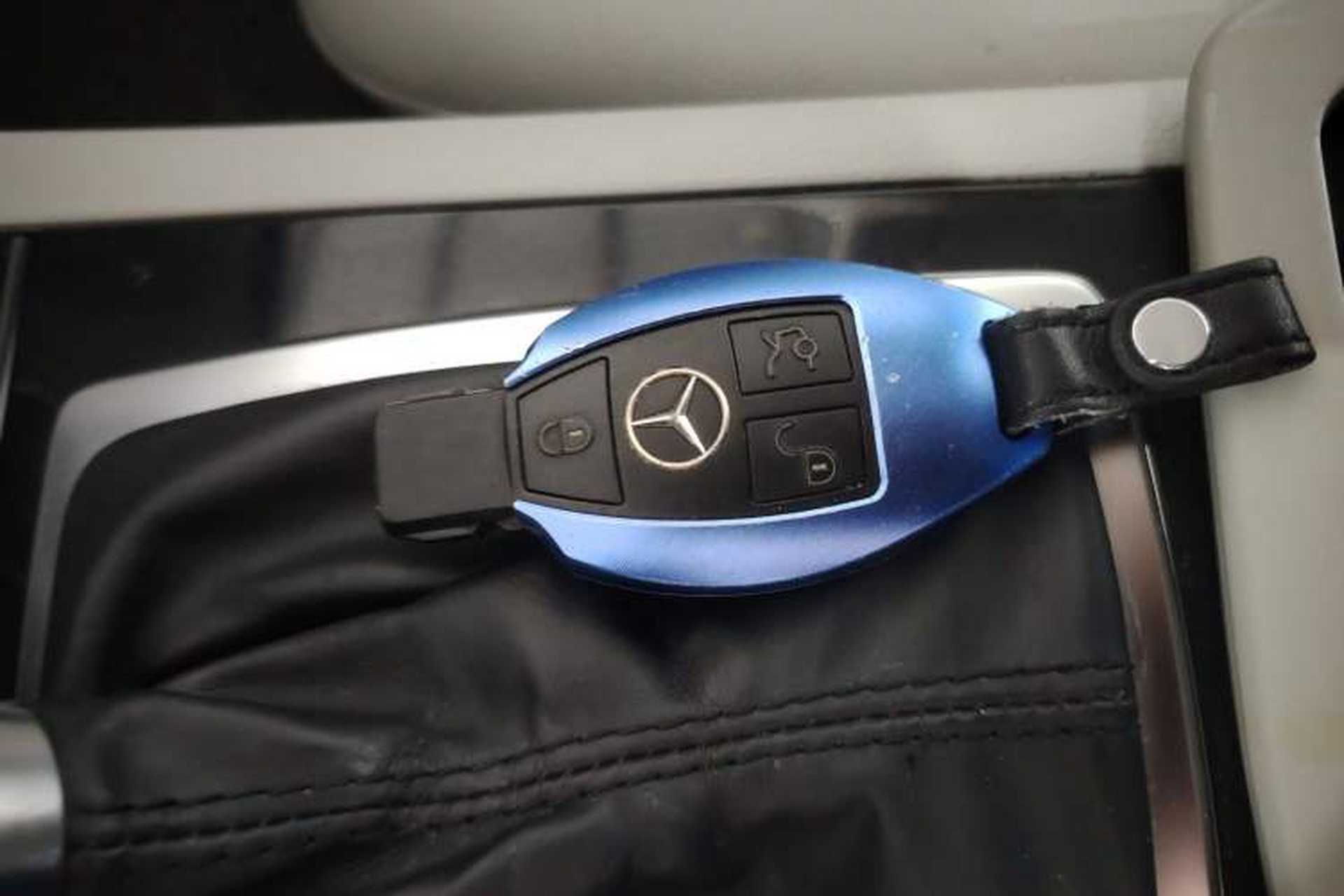 Used Mercedes-Benz C-Class 2013 C 180 Classic Grand Edition Vehicle Key