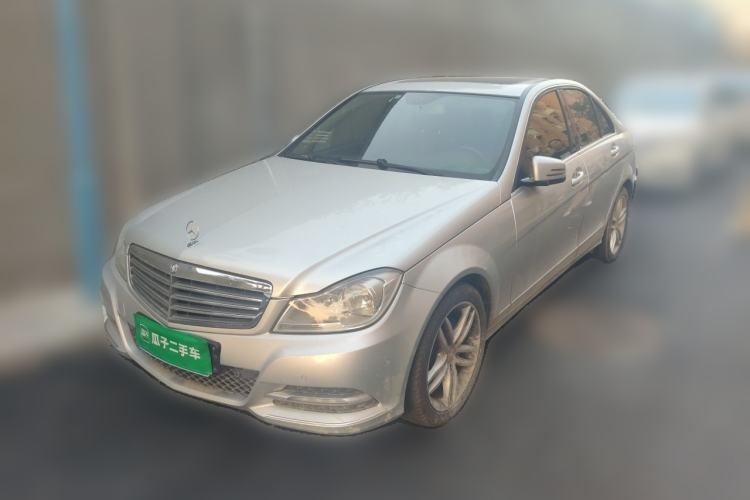 Używany Mercedes-Benz C-Class 2013 C 260 CGI Elegant Model Guazi used car, China used car export, Used car for sale, Used cars, Cheapest cars for sale