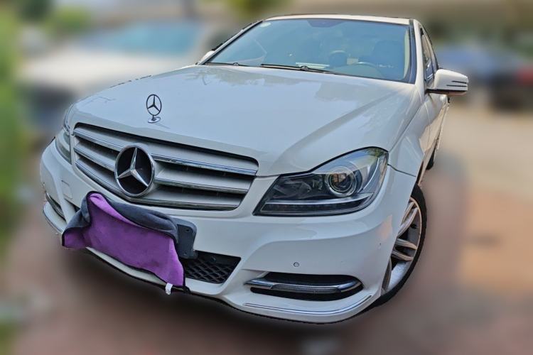 Gebrauchter Mercedes-Benz C-Class 2013 C 260 CGI Elegant Model Guazi used car, China used car export, Used car for sale, Used cars, Cheapest cars for sale