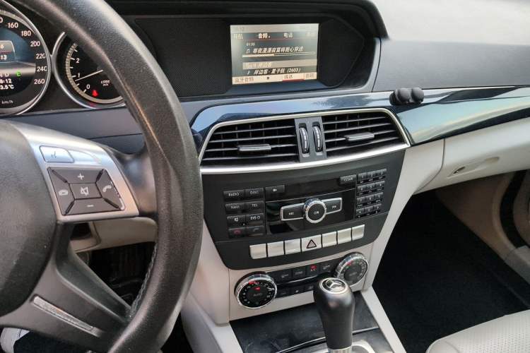 Used Mercedes-Benz C-Class 2013 C 180 CGI Classic Audio And AC Panel