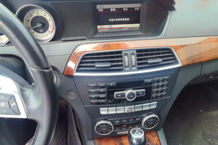 Used Mercedes-Benz C-Class 2013 C 260 CGI Elegant Model Audio And AC Panel