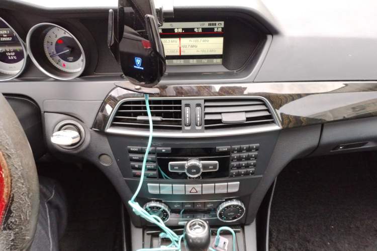 Used Mercedes-Benz C-Class 2013 C 260 Fashion Edition Grand Edition Audio And AC Panel