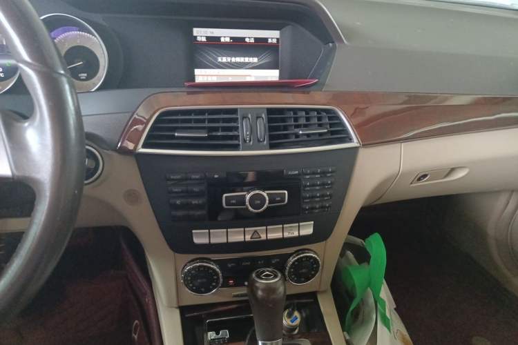 Used Mercedes-Benz C-Class 2013 C 260 CGI Elegant Model Audio And AC Panel