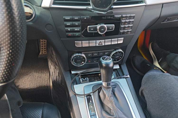 Used Mercedes-Benz C-Class 2013 C 180 Coupe Audio And AC Panel