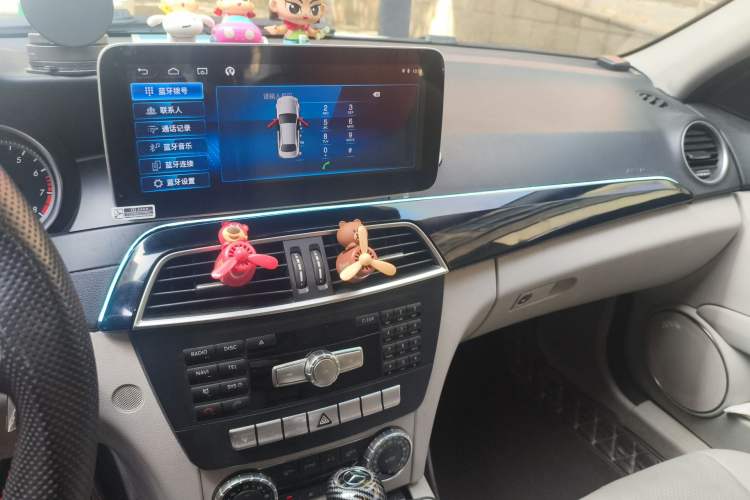 Used Mercedes-Benz C-Class 2013 C 180 Classic Grand Edition Audio And AC Panel