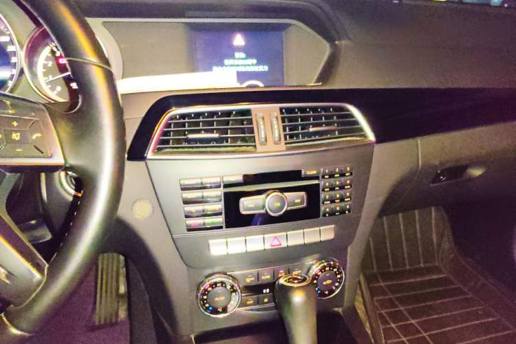 Used Mercedes-Benz C-Class 2013 C 180 CGI Classic Audio And AC Panel