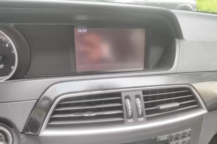 Used Mercedes-Benz C-Class 2013 C 180 Classic Grand Edition Audio And AC Panel