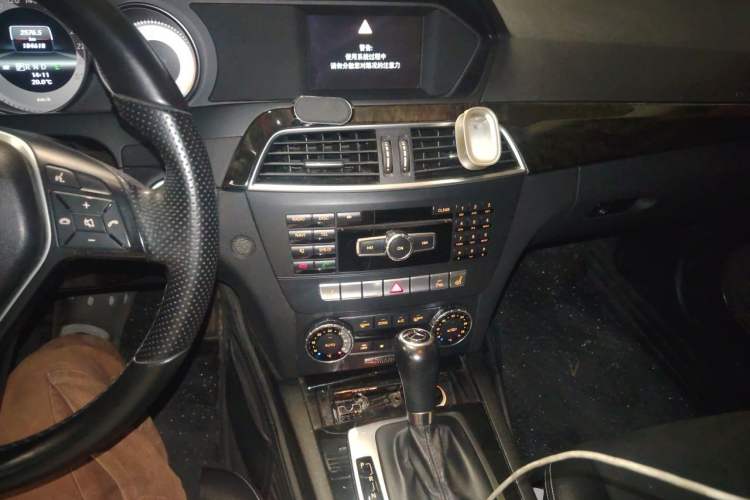Used Mercedes-Benz C-Class 2013 C 260 Fashion Edition Grand Edition Audio And AC Panel