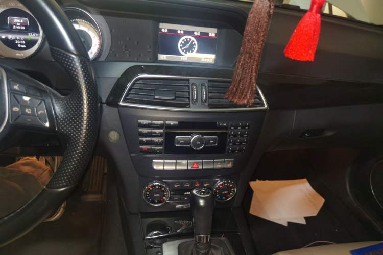 Used Mercedes-Benz C-Class 2013 C 260 CGI Fashion Model Audio And AC Panel
