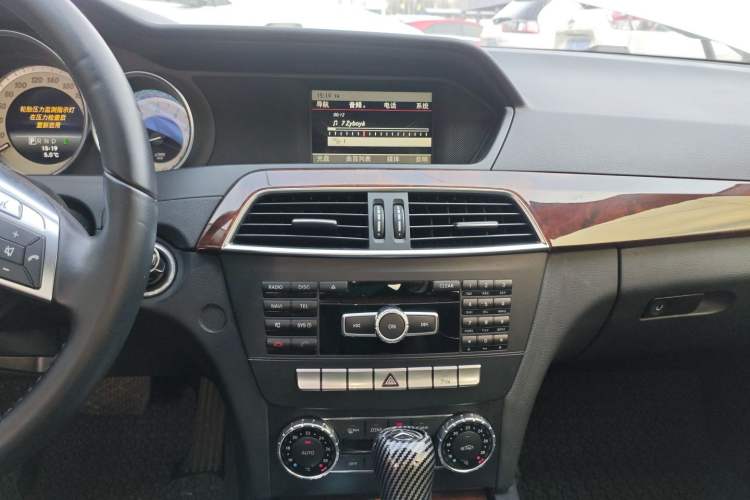 Used Mercedes-Benz C-Class 2013 C 260 Elegant Grand Edition Audio And AC Panel