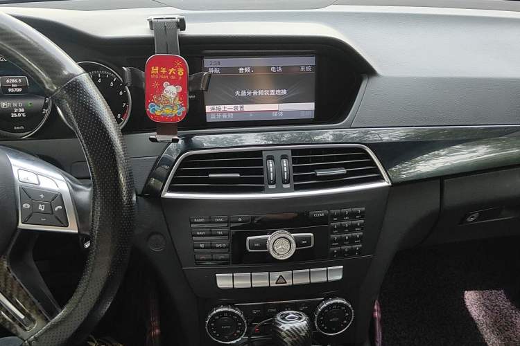 Used Mercedes-Benz C-Class 2013 C 180 Classic Grand Edition Audio And AC Panel