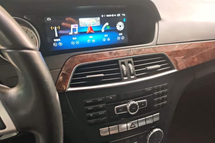 Used Mercedes-Benz C-Class 2013 C 260 CGI Elegant Model Audio And AC Panel