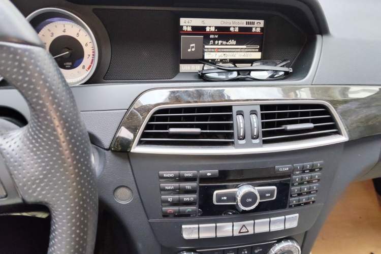 Used Mercedes-Benz C-Class 2013 C 260 CGI Fashion Model Audio And AC Panel