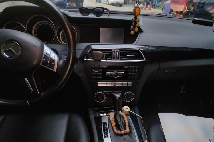 Used Mercedes-Benz C-Class 2013 C 180 Classic Grand Edition Center Console
