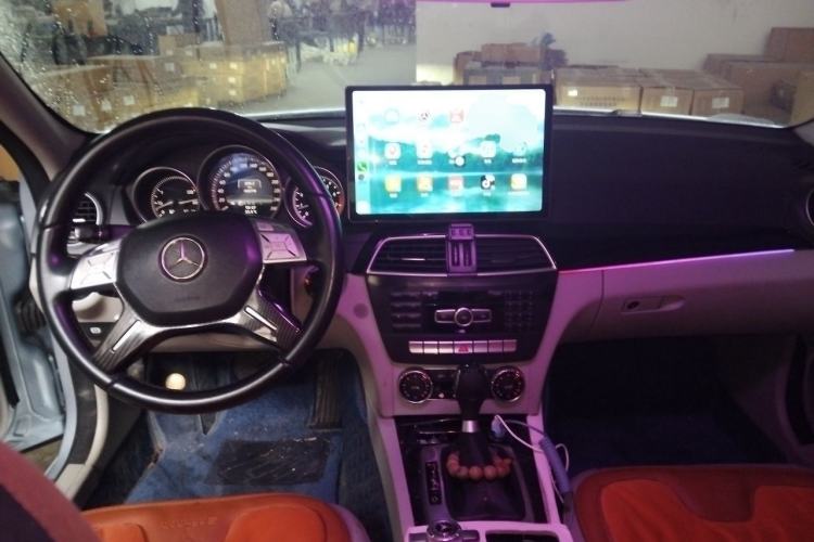 Used Mercedes-Benz C-Class 2013 C 180 Classic Grand Edition Center Console