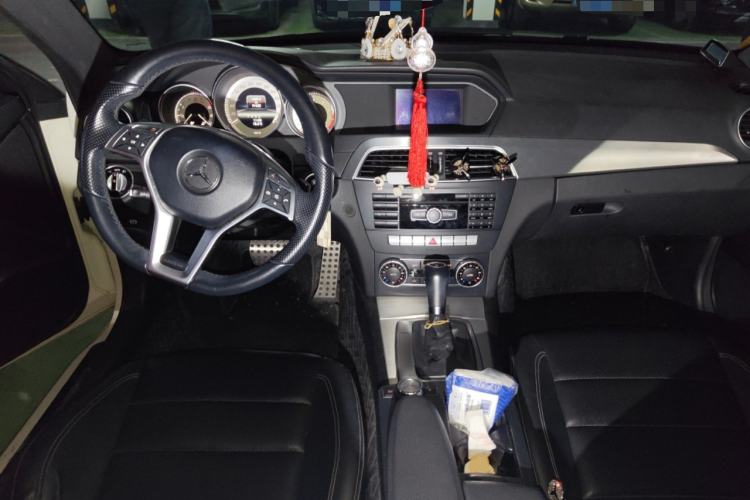 Used Mercedes-Benz C-Class 2013 C 180 Coupe Center Console