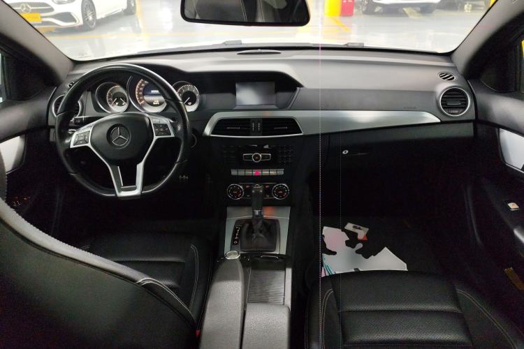 Used Mercedes-Benz C-Class 2013 C 180 Coupe Center Console