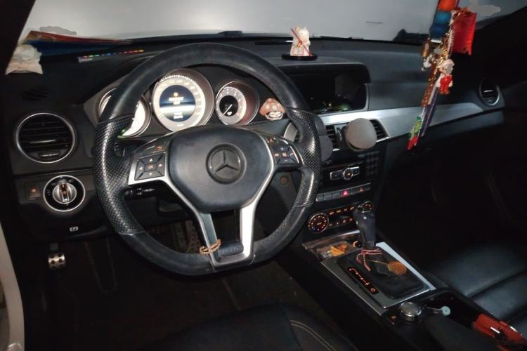 Used Mercedes-Benz C-Class 2013 C 180 Coupe Center Console