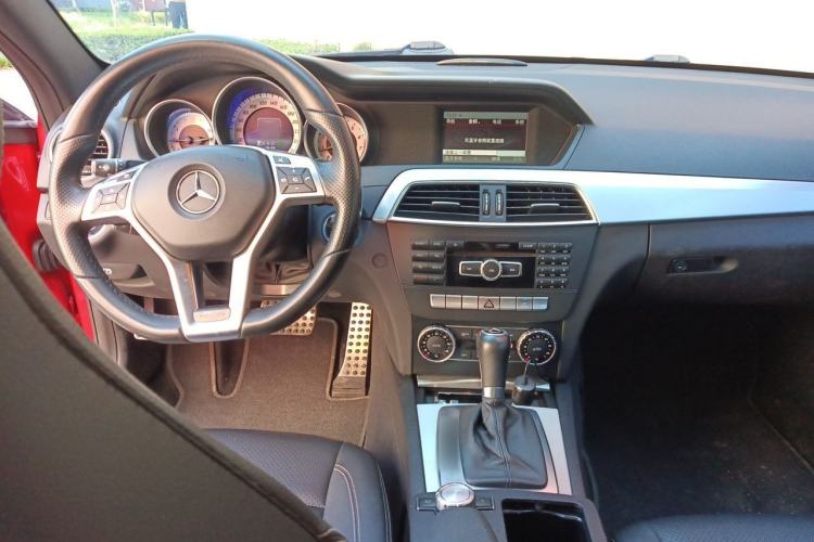 Used Mercedes-Benz C-Class 2013 C 180 Coupe Center Console