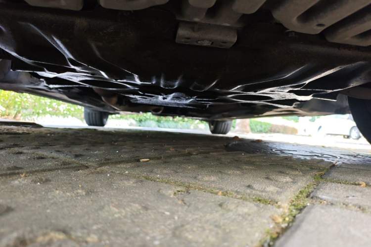 Used Mercedes-Benz C-Class 2013 C 180 CGI Classic Chassis Front