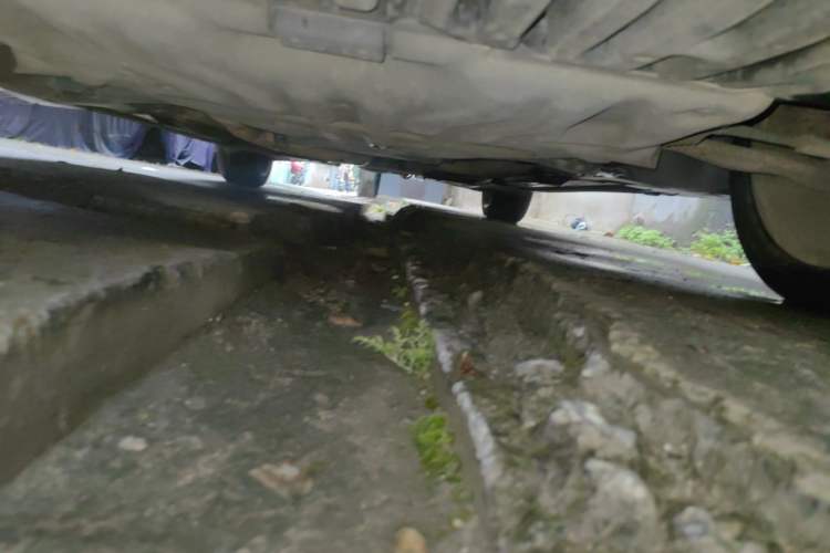 Used Mercedes-Benz C-Class 2013 C 180 Classic Grand Edition Chassis Front