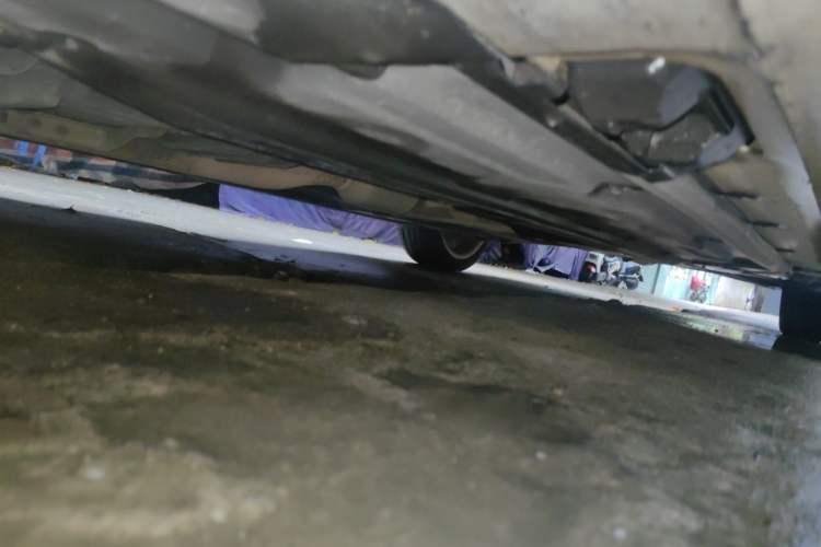 Used Mercedes-Benz C-Class 2013 C 180 Classic Grand Edition Chassis Front Left