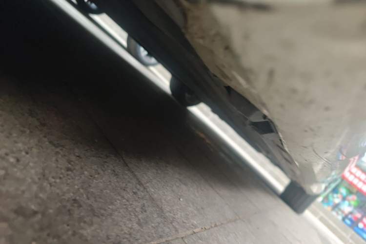 Used Mercedes-Benz C-Class 2013 C 180 Classic Grand Edition Chassis Front Left