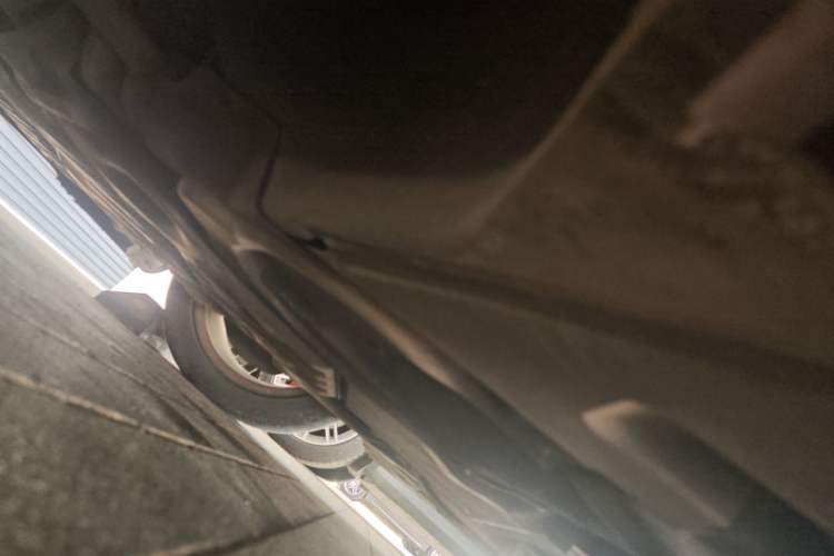 Used Mercedes-Benz C-Class 2013 C 260 Elegant Grand Edition Chassis Front Left