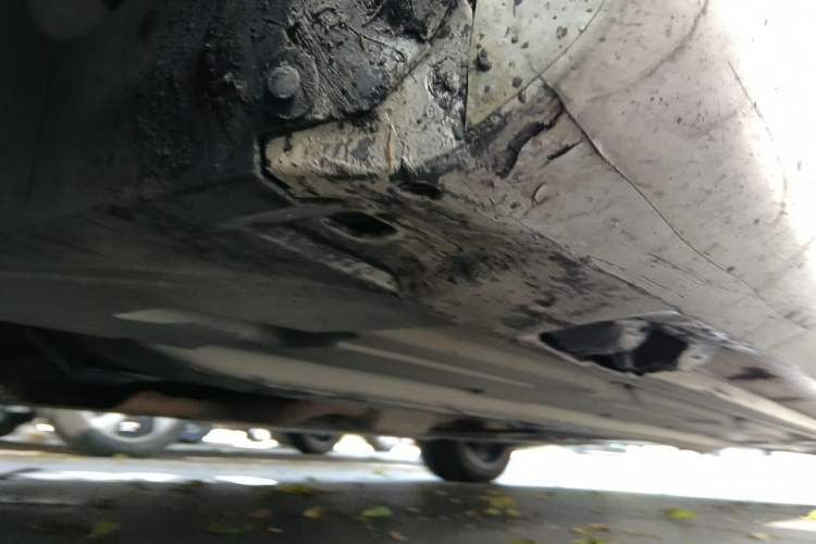 Used Mercedes-Benz C-Class 2013 C 260 Elegant Grand Edition Chassis Front Left