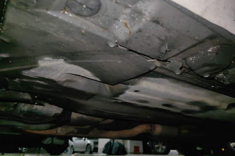 Used Mercedes-Benz C-Class 2013 C 180 CGI Classic Chassis Front Left