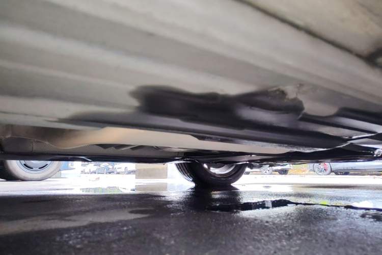 Used Mercedes-Benz C-Class 2013 C 260 Elegant Grand Edition Chassis Front Right