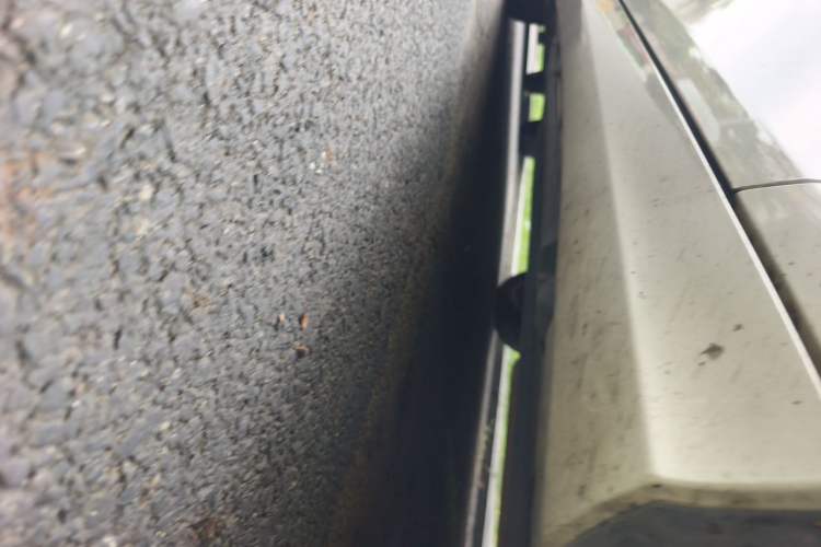 Used Mercedes-Benz C-Class 2013 C 180 CGI Classic Chassis Front Right